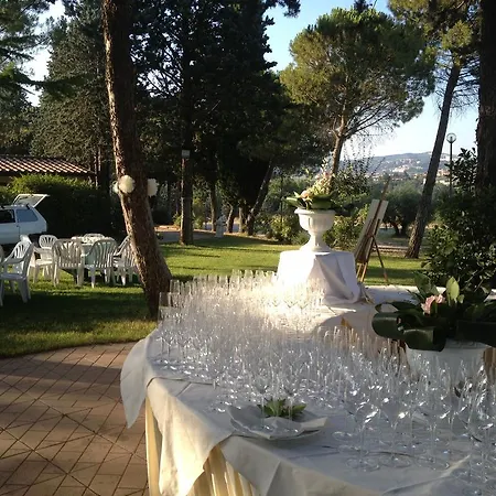 Borgo La Collina 호텔